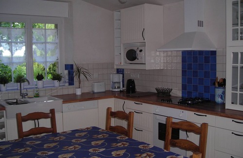 Erdeven House | Character property is 10 minutes from the beach by car Erdeven