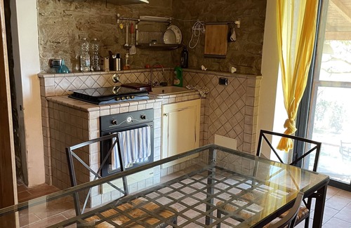 Castelfranco Piandisco House | Characteristic two-room apartment in stone, surrounded by nature