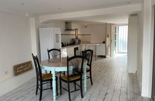 Tonnay-Charente House | Charentaise 6-8 personnes avec piscine