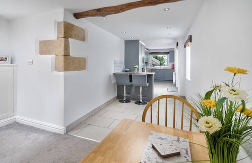 Bolton Le Sands Cottage | Charlotte's View - 2 bed, pet friendly cottage with private water front access.