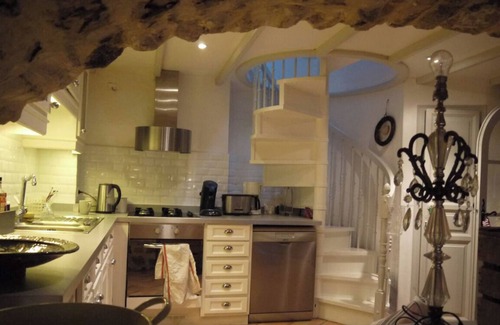 Montaren-et-Saint-Mediers House | Charming House 4 km From Uzes. A Small Riad Gard Well Quiet .
