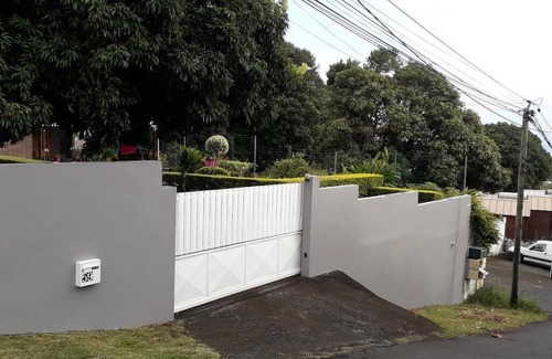 Sainte-Suzanne Apartment | Charmant Studio Climatisé à Sainte Suzanne.