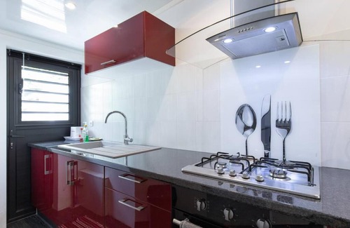 Sainte-Suzanne Apartment | Charmant Studio Climatisé à Sainte Suzanne.