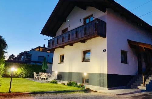 Hatting Apartment | Charmante Ferienwohnung im Herzen Tirols