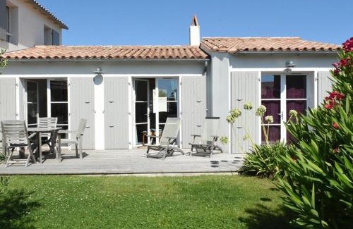 Les Portes-en-Re House | Charmante Maison avec Jardin, à Proximité du Centre des Portes-en-Ré, 3 Chambres, WIFI - FR-1-434-59