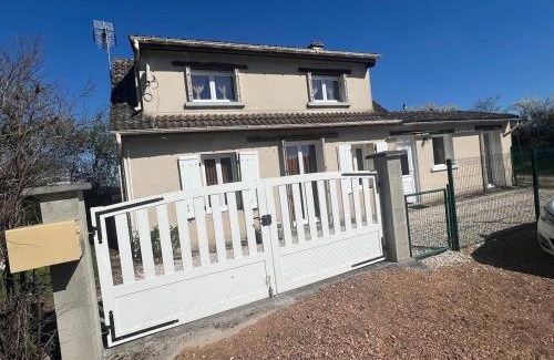 Azy-le-Vif House | Charmante maison de campagne