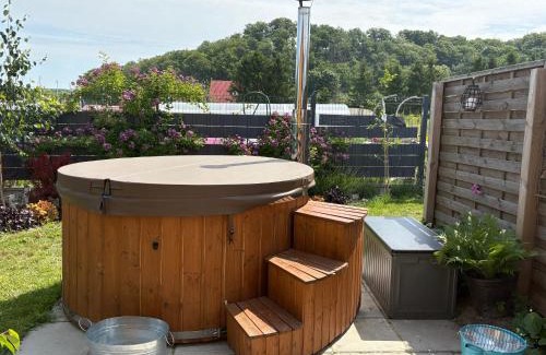 Miedzyzdroje Ski Chalet | Charmful Beach Cabin - Sauna - Private Hot Tub