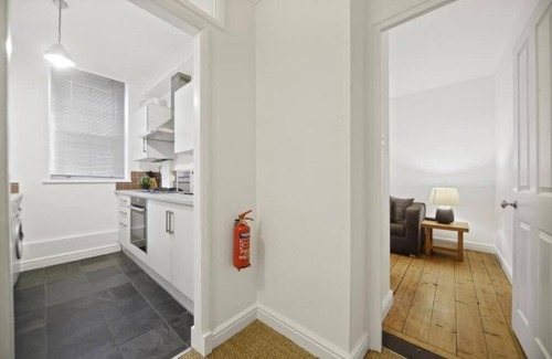 Camberwell Green Apartment | Charming 1-Bed Flat near Camberwell & Southwark – Bethwin Road