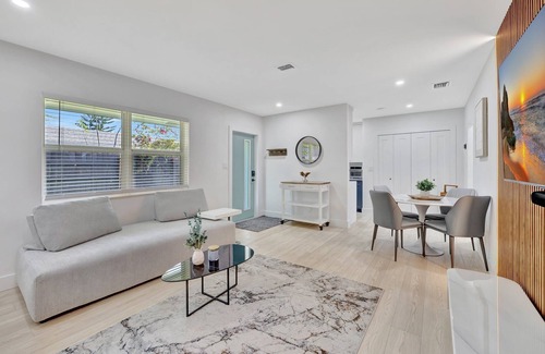 Flagler Village Apartment | CHARMING 1-bedroom apartment in lovely Ft Lauderdale with AC, WiFi