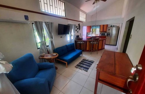 Puerto Jimenez House | Charming 2-bedroom house with WiFi, AC in amazing Puerto Jiménez