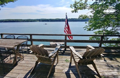 Brunswick Cottage | Charming 2 Bedroom Waterfront Cottage with Expansive Views of New Meadows