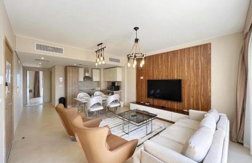El Gouna Apartment | Charming 2BDR w Sea & Pool View Free Beach & Pool Access