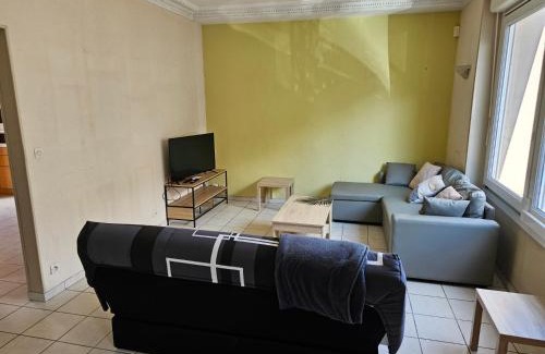 Saacy-sur-Marne Villa | Charming 3-Bedroom House, Perfect for Family Getaways or Extended Professional Stays