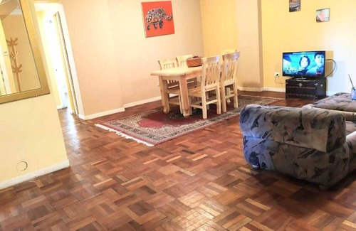 Downtown La Paz Apartment | Charming 3-bedroom apartment in La Paz with AC, WiFi