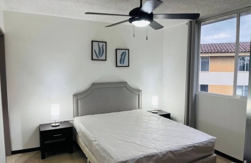 Barrio Santa Lucia Apartment | Charming 3-bedroom apartment with AC and WiFi in delightful Jacó.