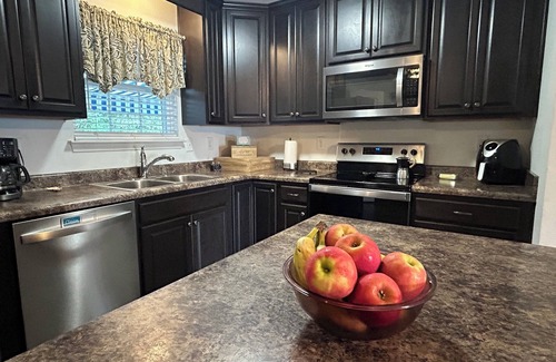 Saucier Other | Charming 3-bedroom farmhouse in lovely Saucier with AC. This farm sits on 10 ac