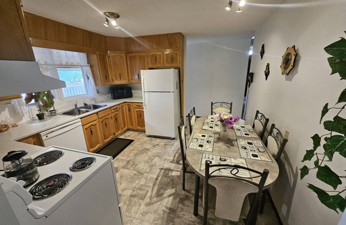 Regina House | Charming 3-bedroom house with WiFi, in Regin, spacious, calm and lovely space