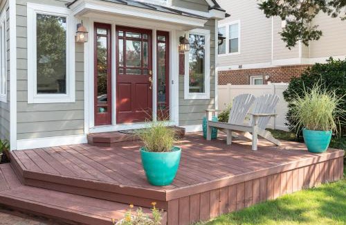Northeast Virginia Beach House | Charming 3 BR North End Beach Cottage One Block to the Beach Private Parking Private Backyard 1478