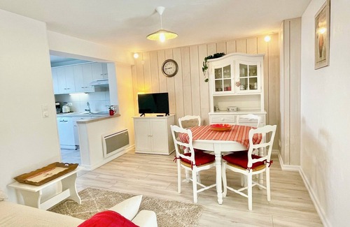 Horbourg-Wihr Cottage | Charming 3* furnished apartment 2 minutes from Colmar with private terrace, parking and garden
