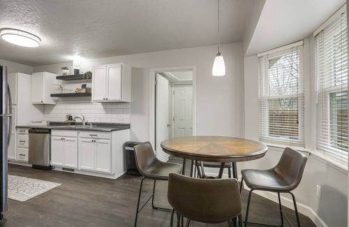 Tulsa House | Charming 3bed/2 bath near Gathering Place, Riverparks and Downtown