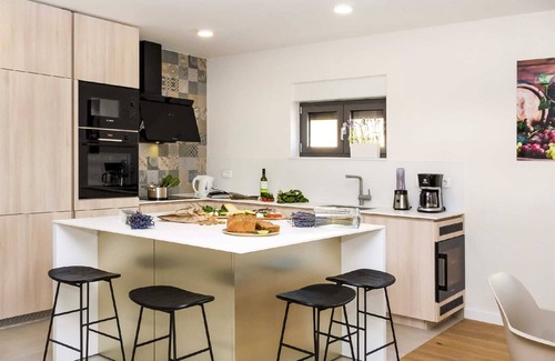 Borak Villa | Charming 3BR Villa for 6, With Heated Pool with Waterfall