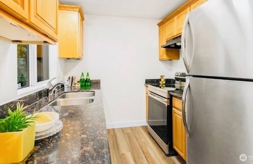 Inglewood-Finn Hill House | Charming 4-bedroom house entire house fully fenced
