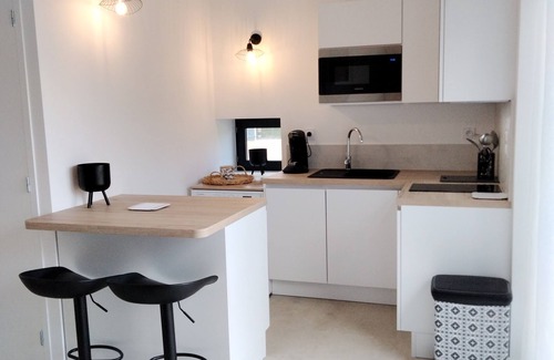 Sainte-Croix Cottage | Charming 4* studio with heated pool in the heart of the countryside