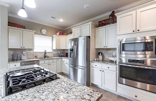 Fayetteville House | Charming 4BR Haven: Close to University & Downtown