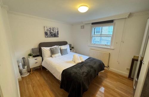 Bryanston and Dorset Square Apartment | Charming and affordable flat for 4 people in Baker Street Zone 1 with breakfast