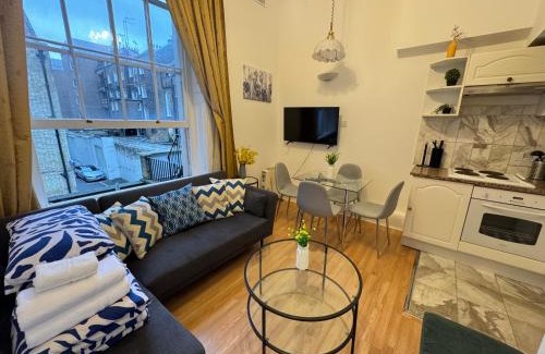 Bryanston and Dorset Square Apartment | Charming and affordable flat for 4 people in Baker Street Zone 1 with breakfast