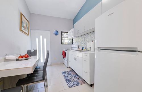 Cupey Apartment | Charming and Cozy Apartment