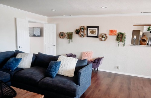 Moreno Valley House | CHARMING AND RELAXING -Huge Back Yard- Near UCR And Medical Center