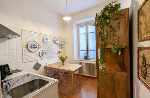 Celio Apartment | Charming apartment in a 1910s building 2 min walk from the Colosseum