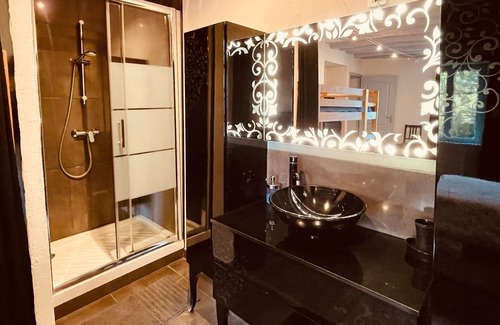 Thiveral-Grignon Apartment | Charming apartment - Plaisir / Plaine de Versailles (ideal Pro)