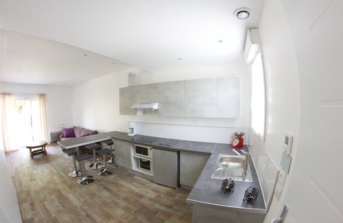 Fouras Apartment | Charming apartment T3 (2 bedrooms) patio and terrace