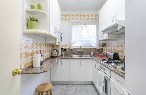 Gracia Apartment | Charming apartment with PARKING/near Park Guell