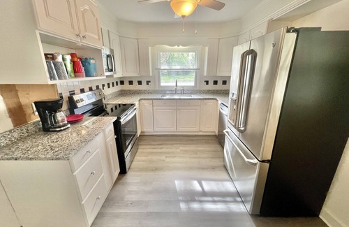 Winston - Salem House | Charming Ardmore Home minutes from hospitals/I-40