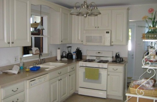 Southend House | Charming beach house on water with views of Atlantic City-Available August/Sept.