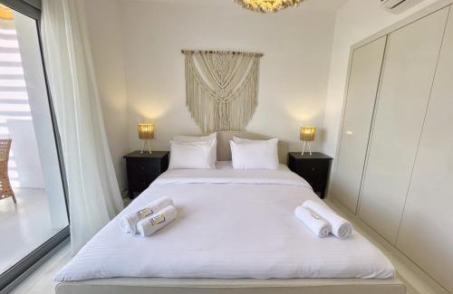 El Gouna Apartment | Charming & Beautifully Styled 3BDR Swan Lake Gouna