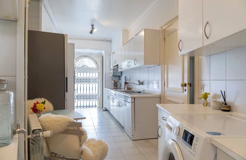 Merces House | Charming bourgeois house with garden in the heart of Lisbon - sleeps 8