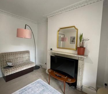 Islington Apartment | Charming & Central 2BD Flat - Islington