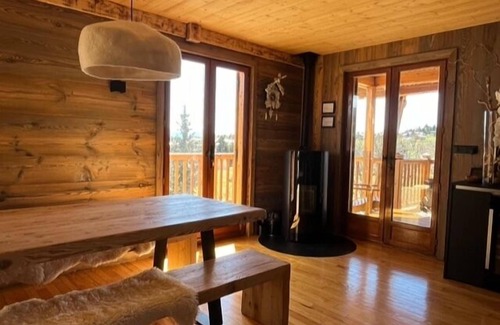 Font-Romeu-Odeillo-Via Ski Chalet | Charming Chalet Hiona