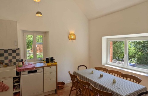 Mesnil-sur-l'Estree House | Charming countryside escape 1 hour from Paris with hot tub