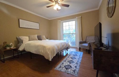 Vestavia Hills House | Charming Contemporary Home