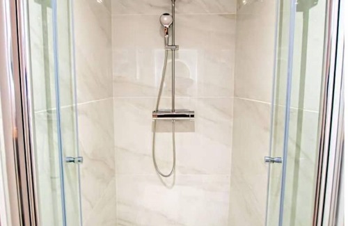 Montluel House | Charming Cosy House T4 : Full center / 6 Pers