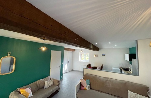 Beaulieu-sur-Loire Cottage | Charming Cottage in Beaulieu-sur-Loire: Ideal Family/Friends Getaway, Near Historic Sites and Vineyards