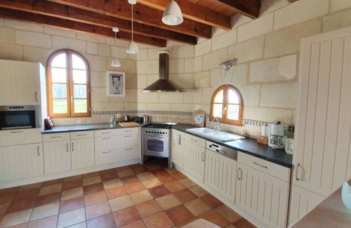 Cinq-Mars-la-Pile House | Charming cottage * surrounded by nature, in the heart of the Loire chateau