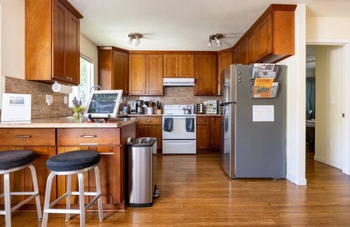 Santa Clara Cottage | Charming cottage in amazing Santa Clara with WiFi, AC