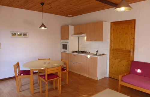 La Chabanne Cottage | Charming Cottage with Garden, Near Skiing and Outdoor Activities