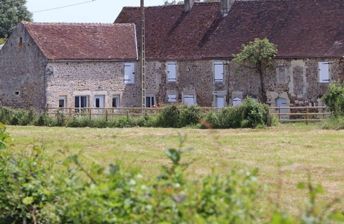 Necy Cottage | Charming Cottage with Garden, Terrace & Modern Amenities in Normandy